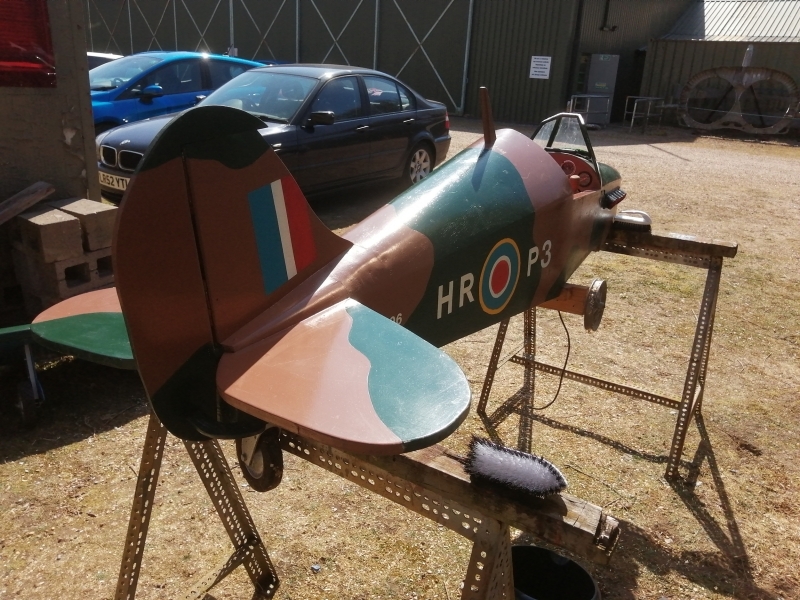 Model-Spitfire-02