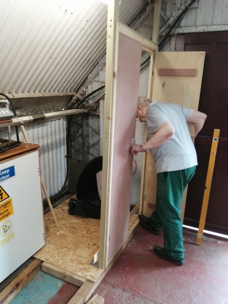 Hangar-Entrance-Cupboard-11
