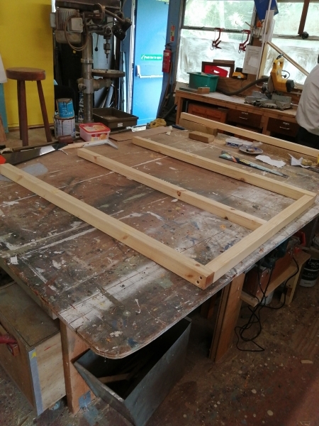 Hangar-Entrance-Cupboard-13