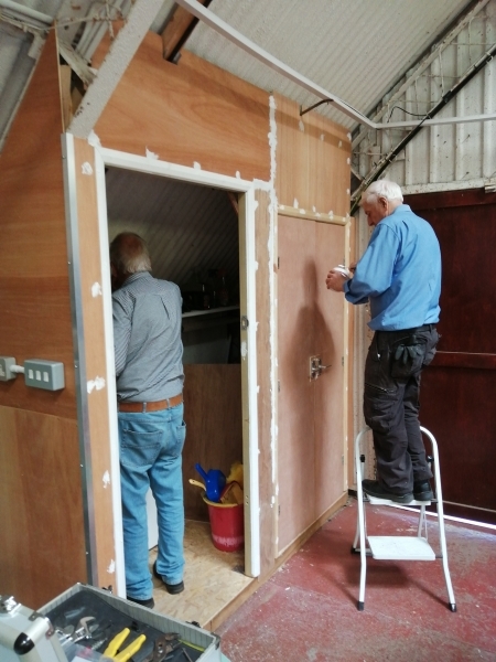 Hangar-Entrance-Cupboard-19