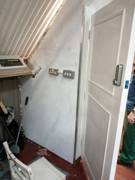 Hangar-Entrance-Cupboard-22