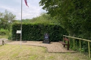 446-Memorial-on-airfield-02