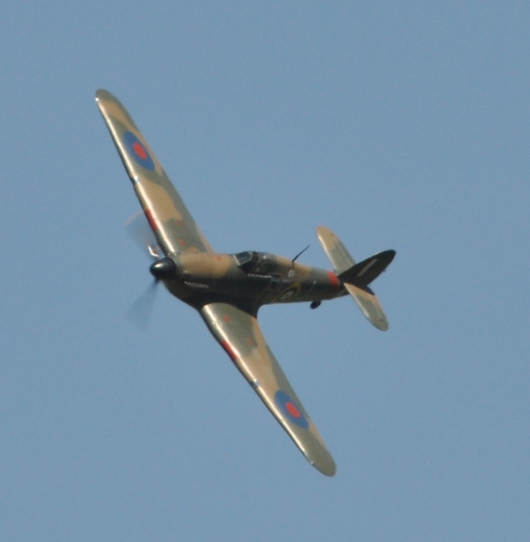 202525A-Hurrican-Flypast-03