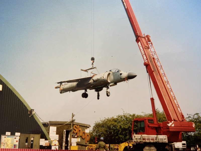 Sea-Harrier-Arrival-2004-01