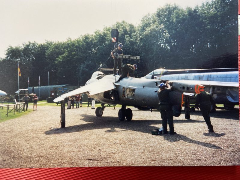Sea-Harrier-Arrival-2004-03