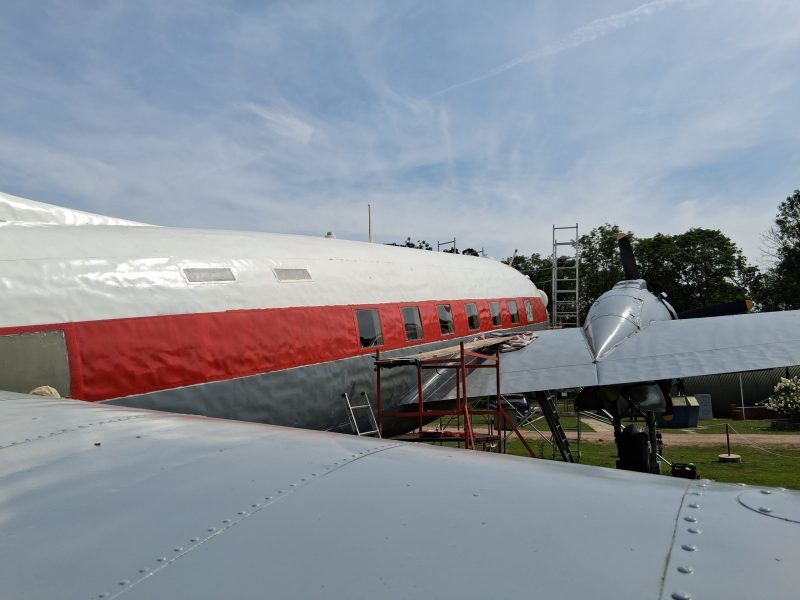 170625-Valetta-stbd-topcoat