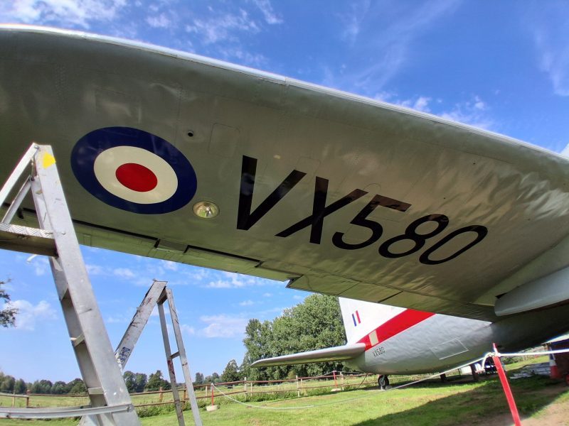 202508B-Paint-Team-08