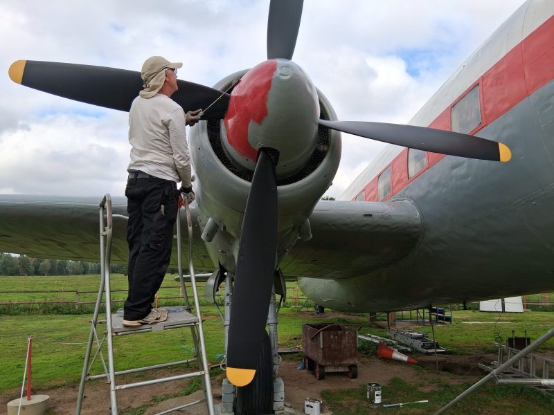 202508D-Paint-Team-07