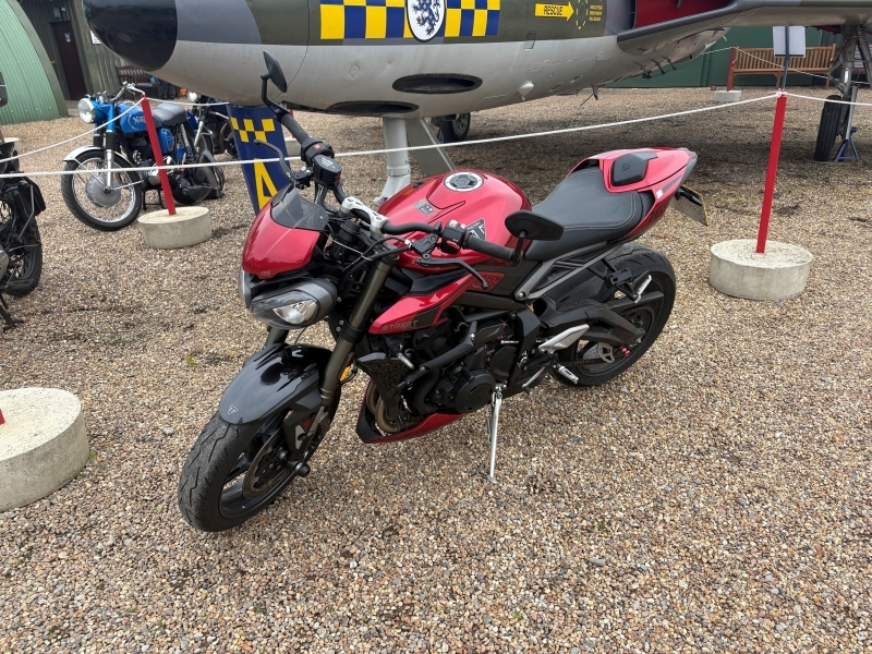 202510B-Visiting-Motorcycles-03