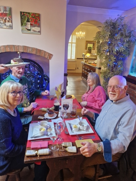 Christmas-Lunch-04
