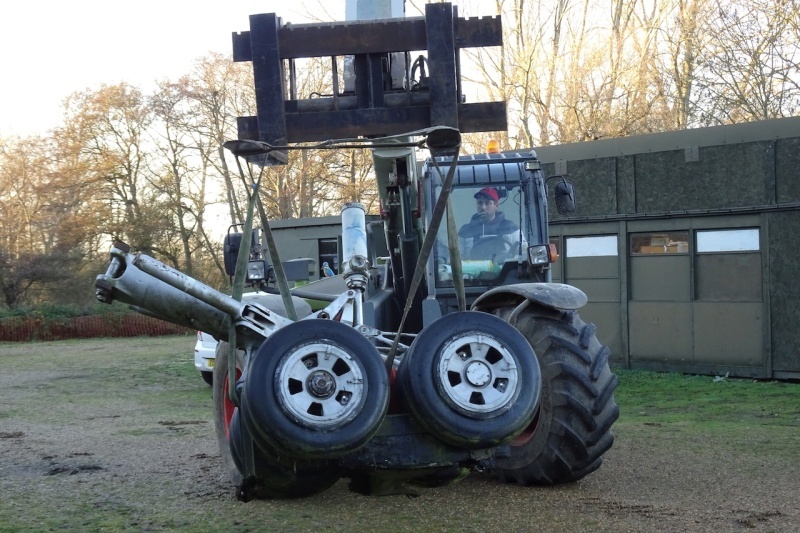 Moving-Landing-Gear-03