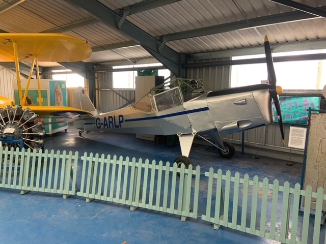 Auster-Display-09