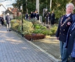 Harleston-wreath-laying-01